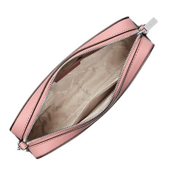 Michael Kors Jet Set Item Large East West Zip Crossbody Leather Primrose 
NWT - Picture 3 of 4